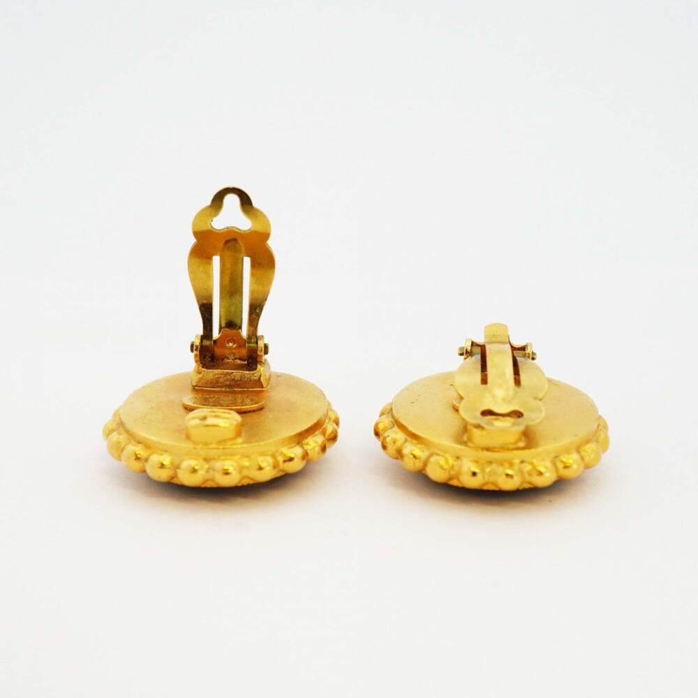 CHANEL Black Logo Earrings - Picture 3 of 6
